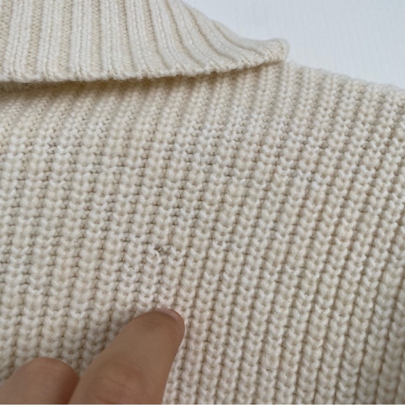 H&M | Cream knit turtleneck sweater - Picture 5 of 10